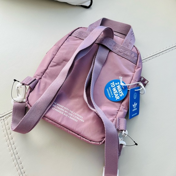 Adidas 2 Ways Backpack & Crossbody - Picture 10 of 10